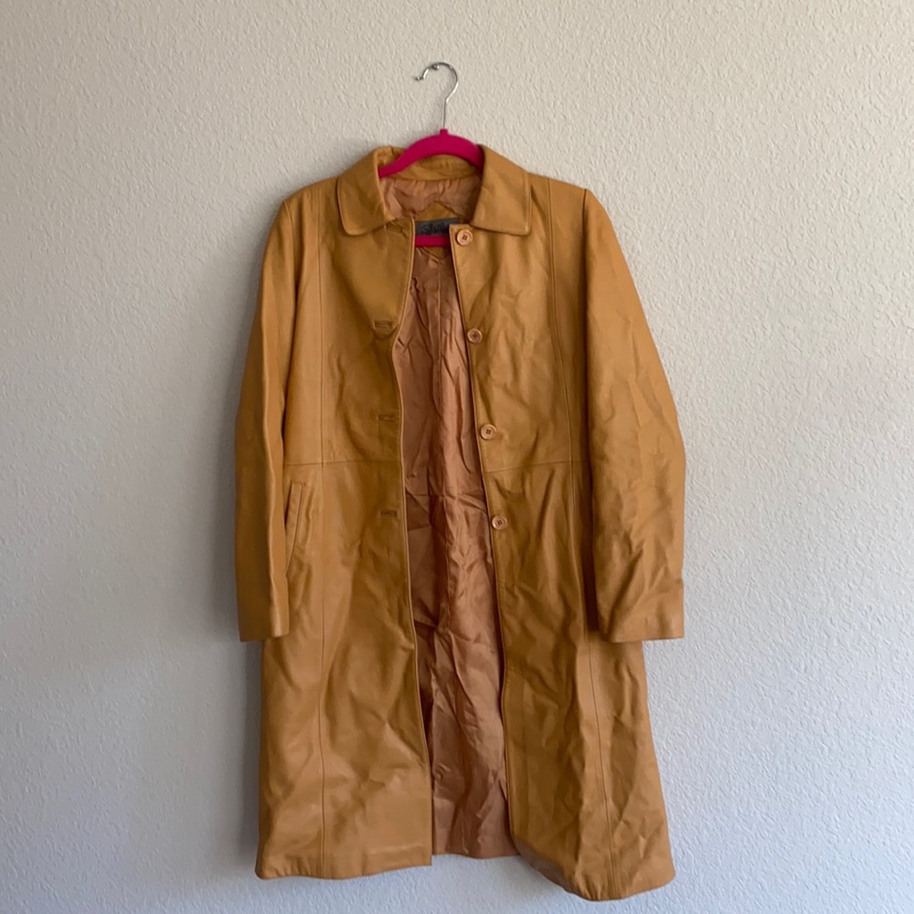 Real Leather Light Brown Coat from Daphan with Brown Belt